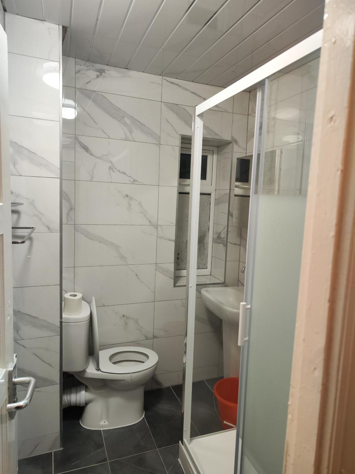 Garden Of Peace Apartment Erith Bagian luar foto